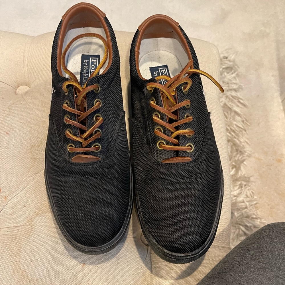Black polo shoes